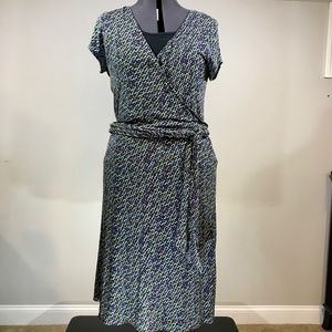 New York & Co Short Sleeve Black Print Wrap Dress